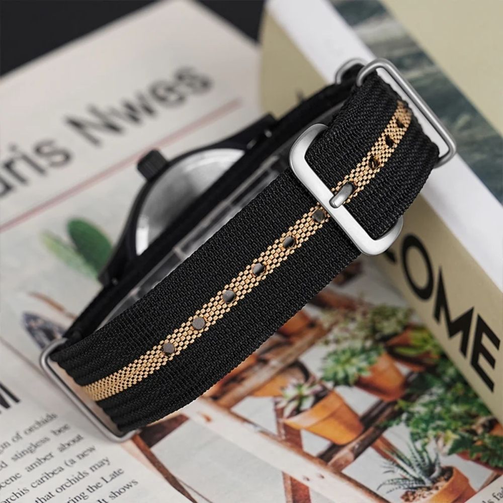 Relógio Militado Command Vector