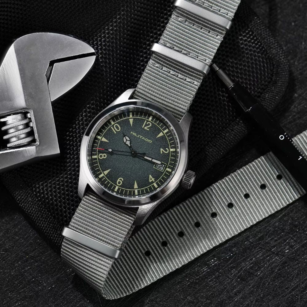 Relógio Militado Supreme Carbon